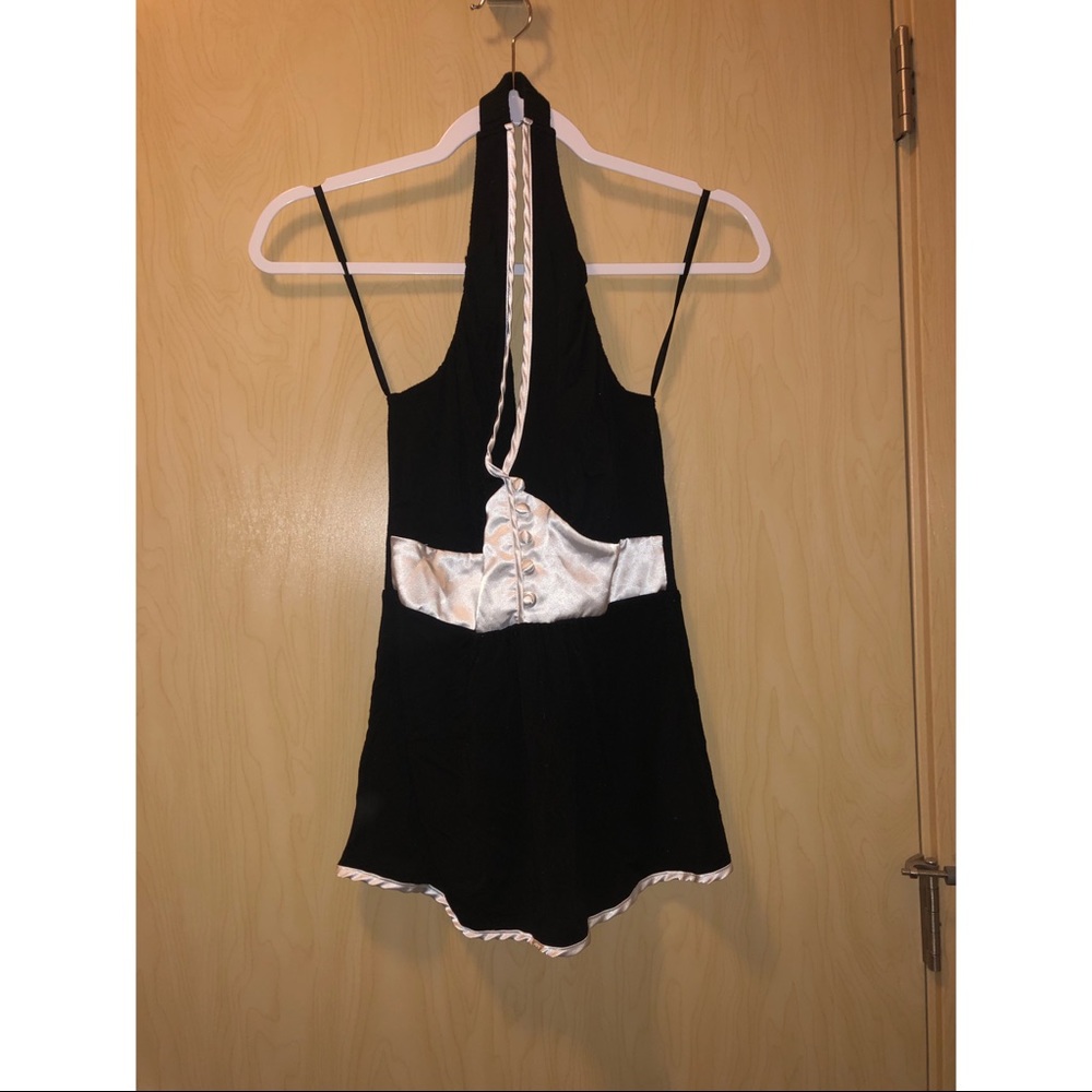Arden B. Halter top